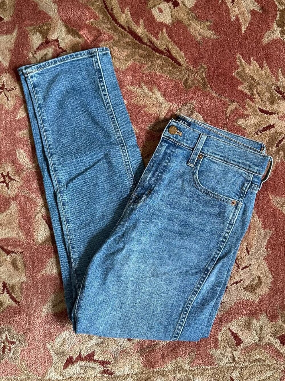 J.Crew High-Rise Classic Vintage Jeans in Medium Wash Size 26 👖✨